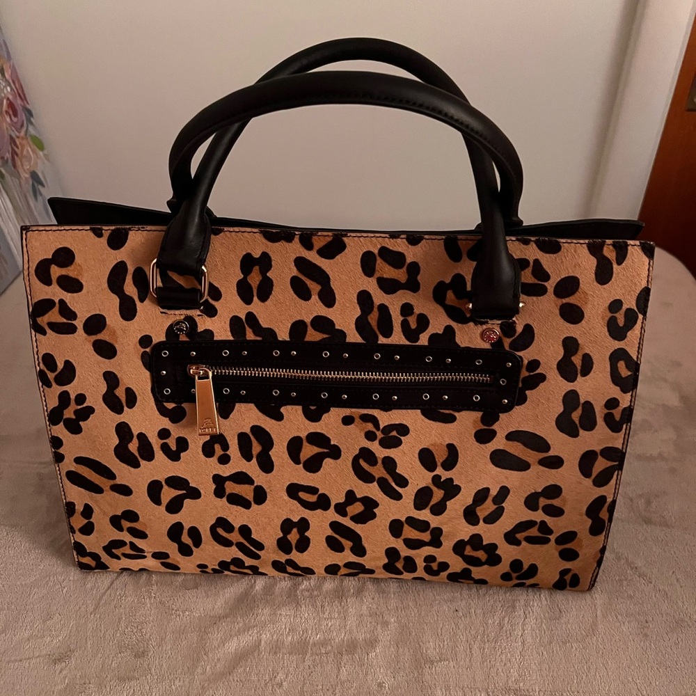 Koret Leopard Print Leather Handbag with Black Accents and studded NWOT - Picture 5 of 10